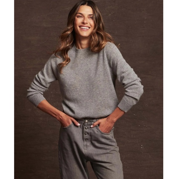 NAADAM Long Sleeve Pullover Sweater.